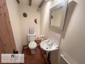 Washroom/WC- click for photo gallery